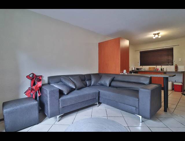 2 BEDROOM APARTMENT FOR SALE IN MONTCLAIR